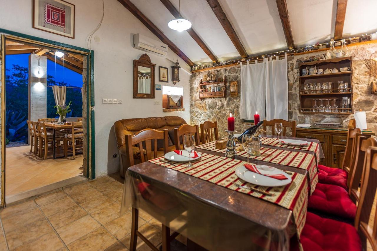 קריקווניצה Apartments Marija מראה חיצוני תמונה